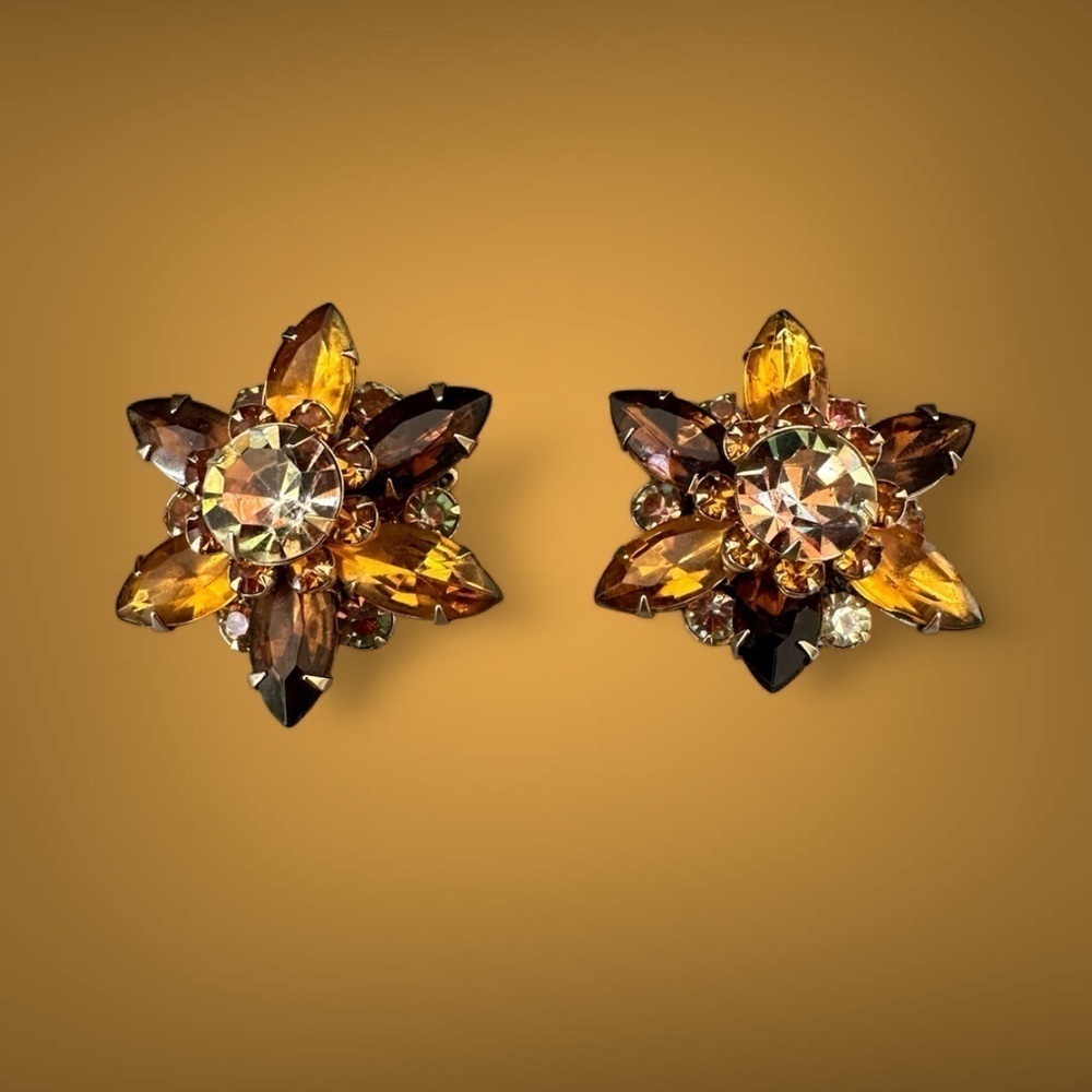 Vintage Signed Beau Jewels Topaz Rhinestone Flower Clip Earrings